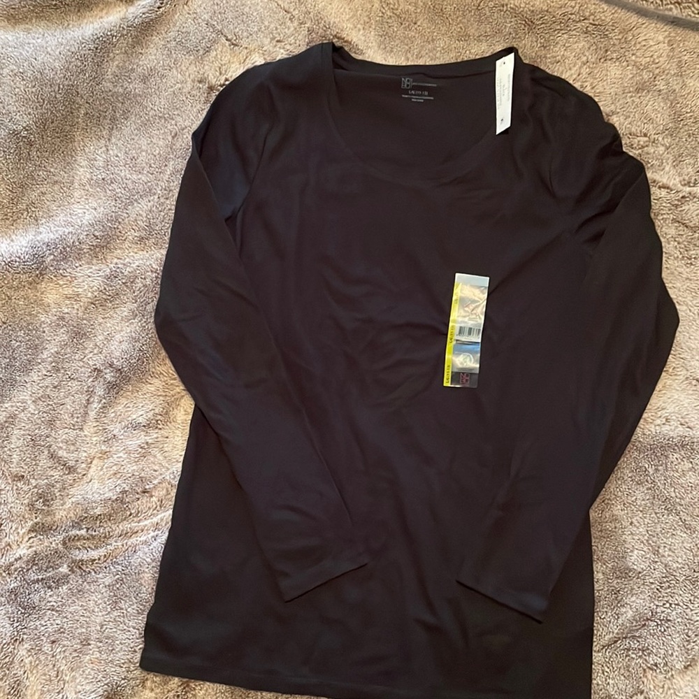 NO BO semifitted long sleeve tee